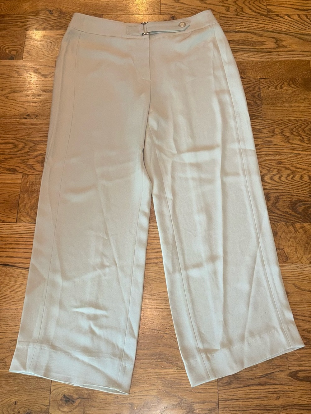 Armani Collezioni. Silk Blend Featherweight Wide Leg Trouser. Taupe. Size 10.